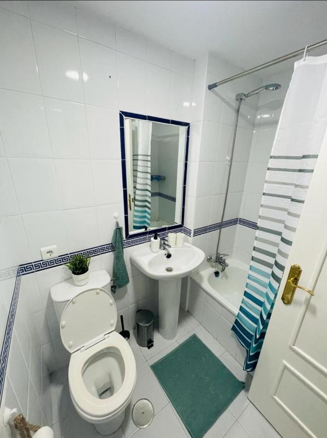 Two Bed, Two Bath Apartment With Sea Views - Angel De Miraflores Malaga Zewnętrze zdjęcie